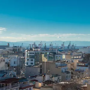 https://egnatia-flat-2.hotels-of-thessaloniki.com